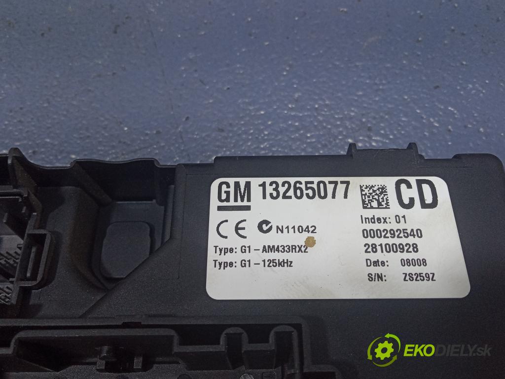 Opel Corsa 1.3 cdti 2008 riadiaca jednotka Motor: 55568383