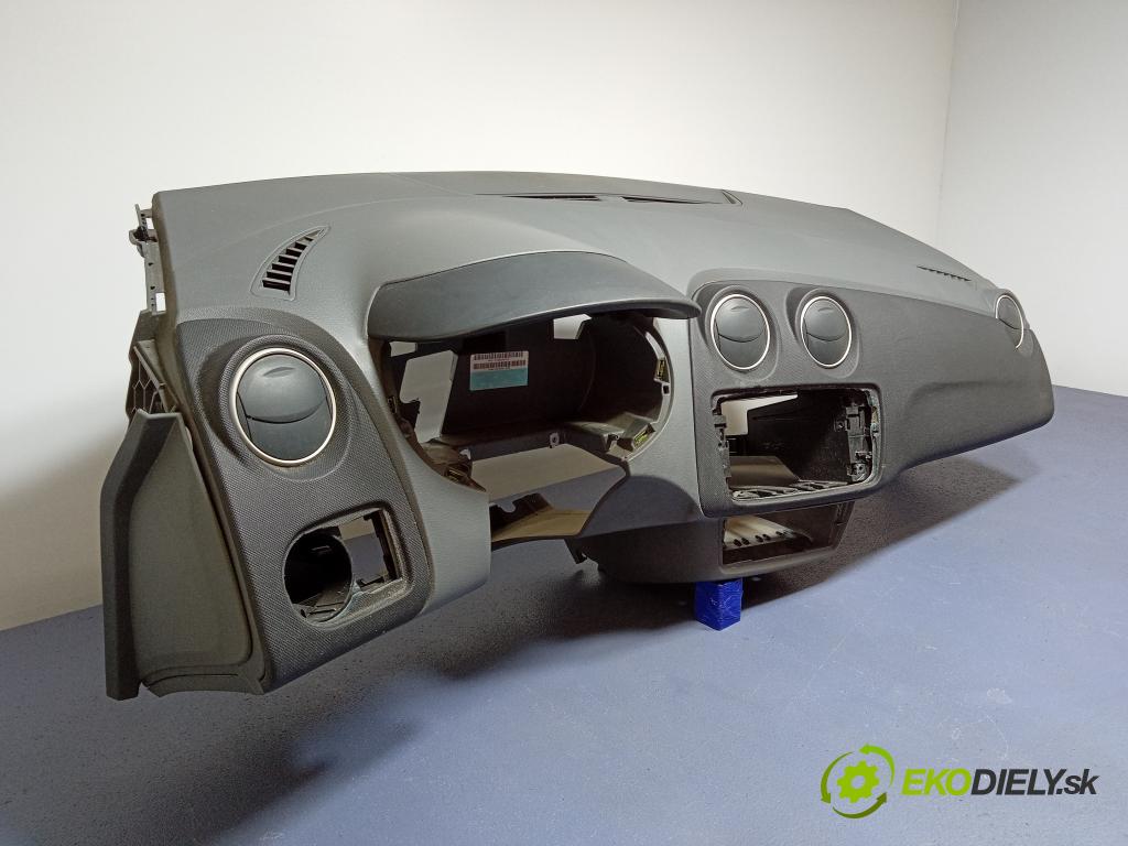 Seat Ibiza 2011 kokpit,pristrojová doska 6J1857003M