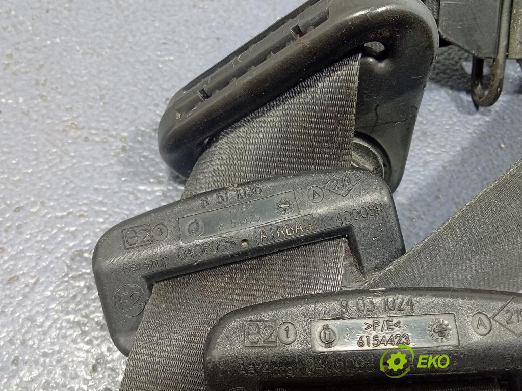 Renault Megane 2009 kokpit,pristrojová doska 681000020R