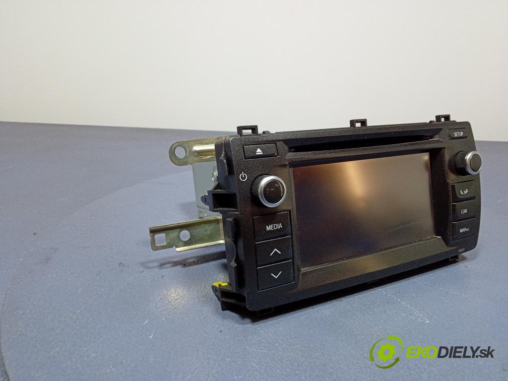 Toyota Auris 2013 Radio I Navigácia: 86140-02010