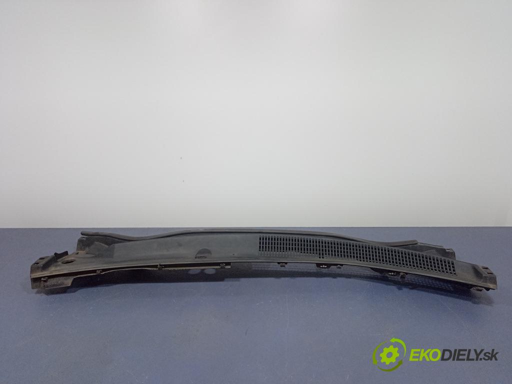 Toyota Auris 2013 torpédo 55781-02350