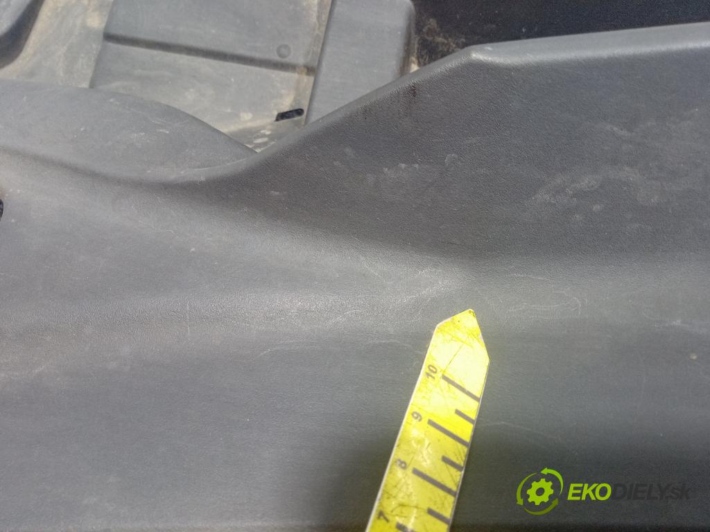 Toyota Auris 2013 torpédo 55781-02350