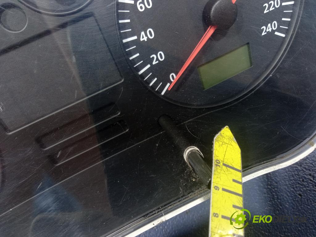 Seat Toledo 2003 prístrojovka/ budíky 1M0920822A
