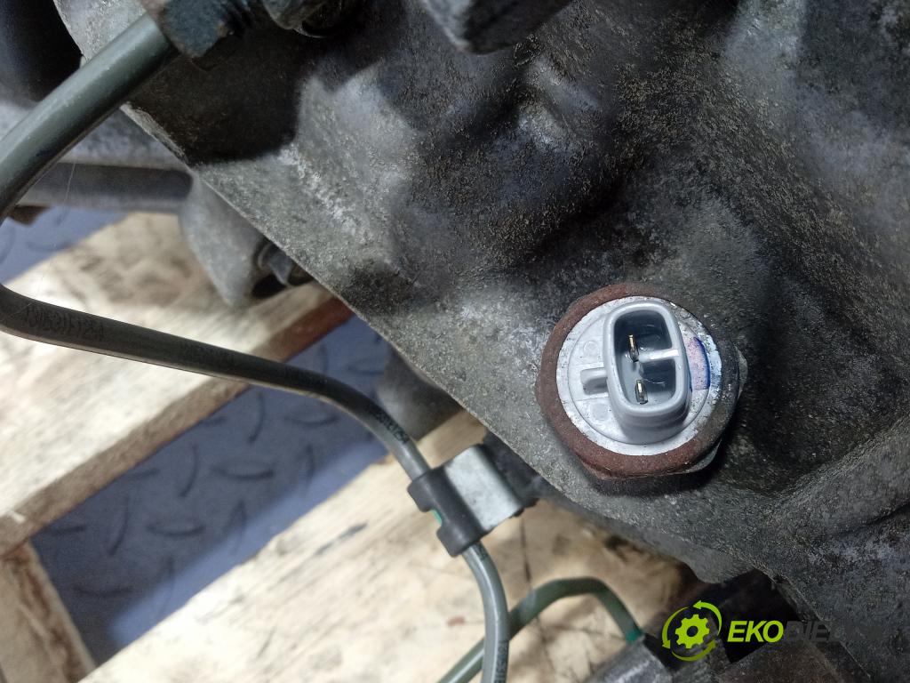 Toyota Auris 2013 prevodovka Manualna 01