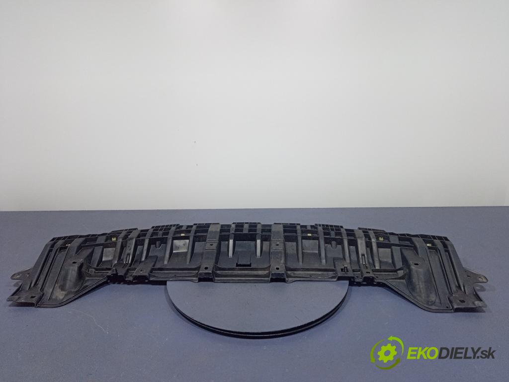 Toyota Auris 2013 kryt Plast: podvozek: 52618-02040