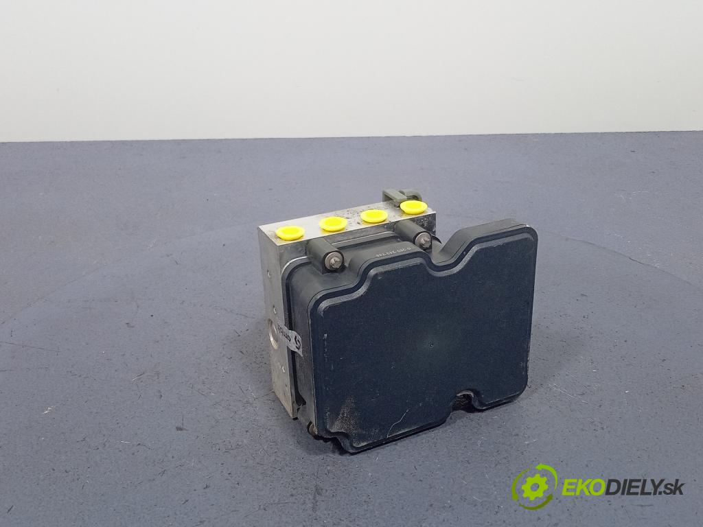 Toyota Auris 2013 čerpadlo ABS x 44540-02510