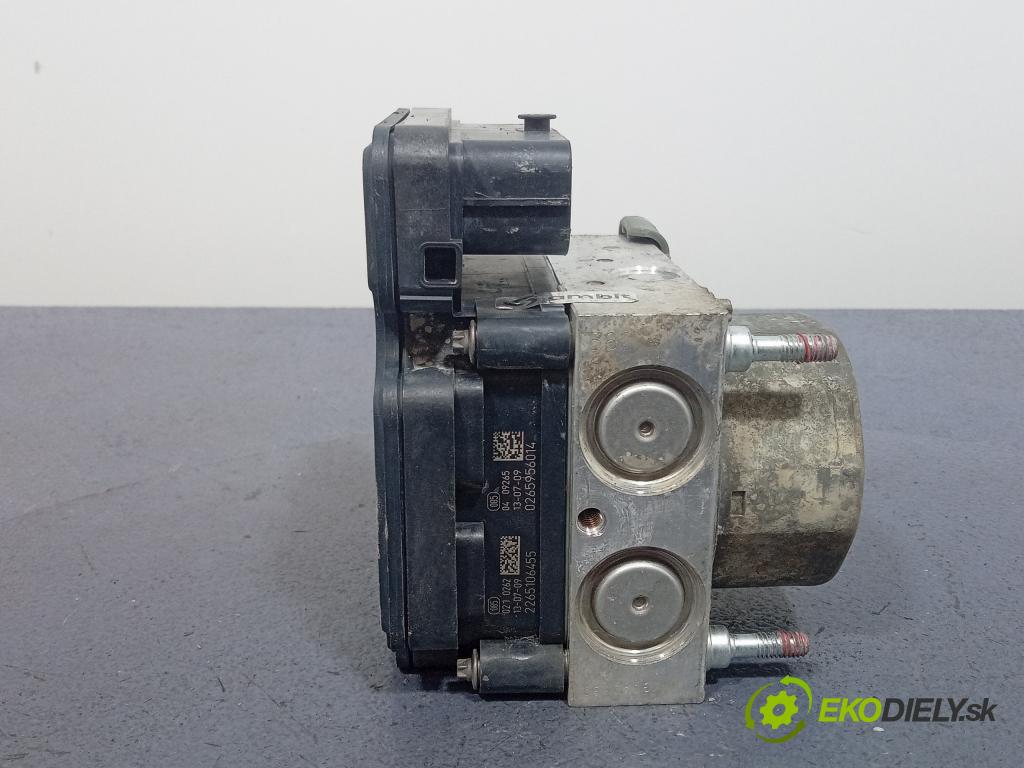 Toyota Auris 2013 čerpadlo ABS x 44540-02510