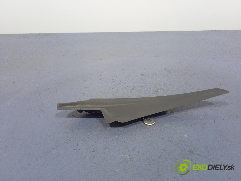 Toyota Auris 2013 torpédo 53866-02040