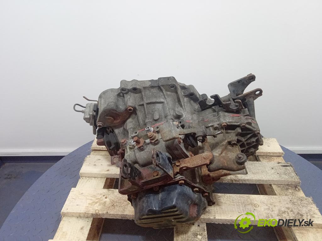 Toyota Corolla 2002 prevodovka Manualna 01