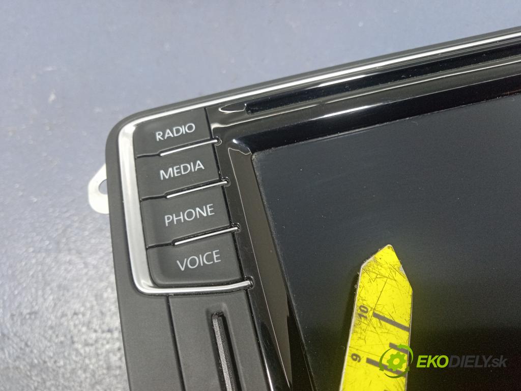 Vw Jetta 2017 Radio I Navigácia: 5C0035680