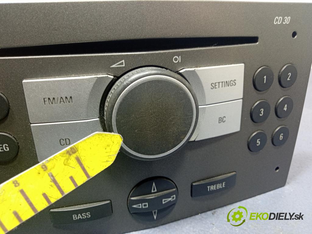 Opel Astra 2005 Radio I Navigácia: 13190856