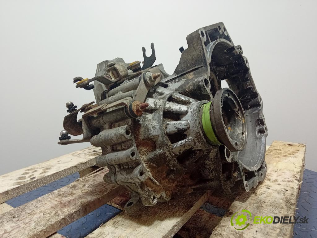 Skoda Octavia 2002 prevodovka Manualna DUS