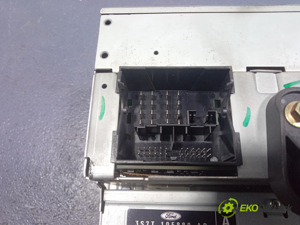 Ford Mondeo 2003 Radio I Navigácia: 3S7T-18B988-AD