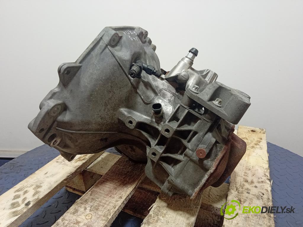 Opel Astra 2005 prevodovka Manualna F13C418