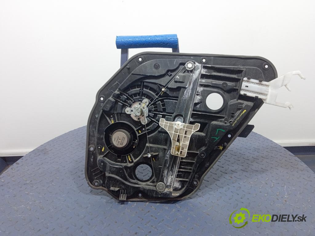 Kia Ceed 2016 mechanismus stahování Sklenka: Zad: Levý: 83470-A2301