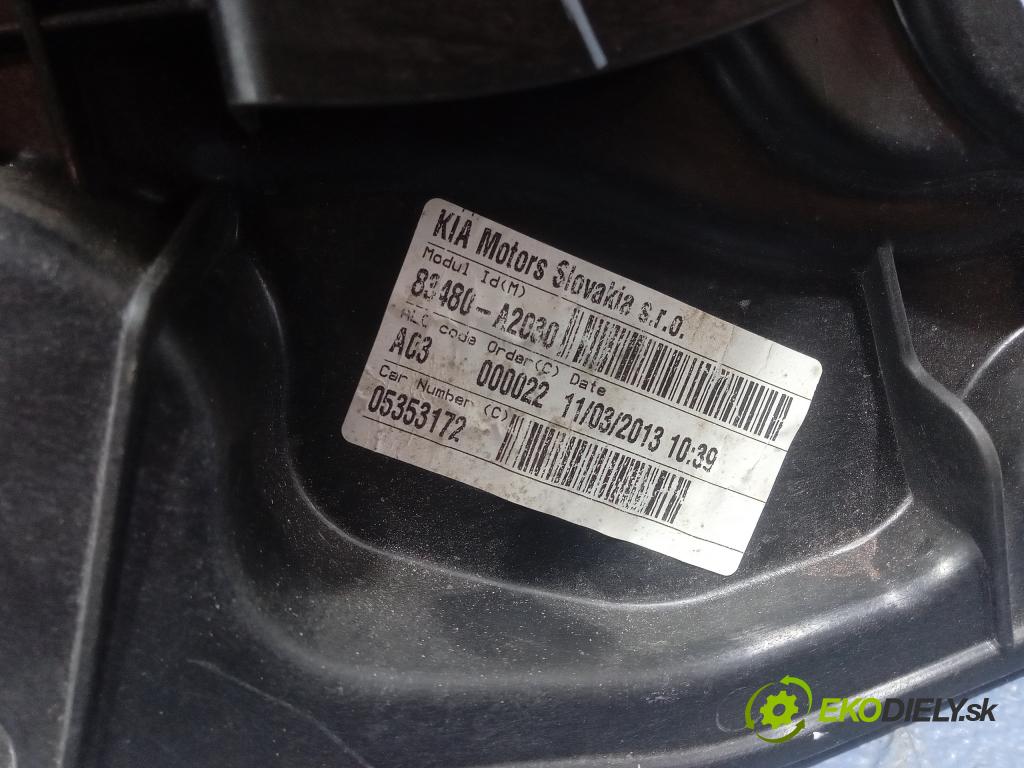 Kia Ceed 2016 mechanismus stahování Sklenka: Zad: v pravo: 83470-A2030