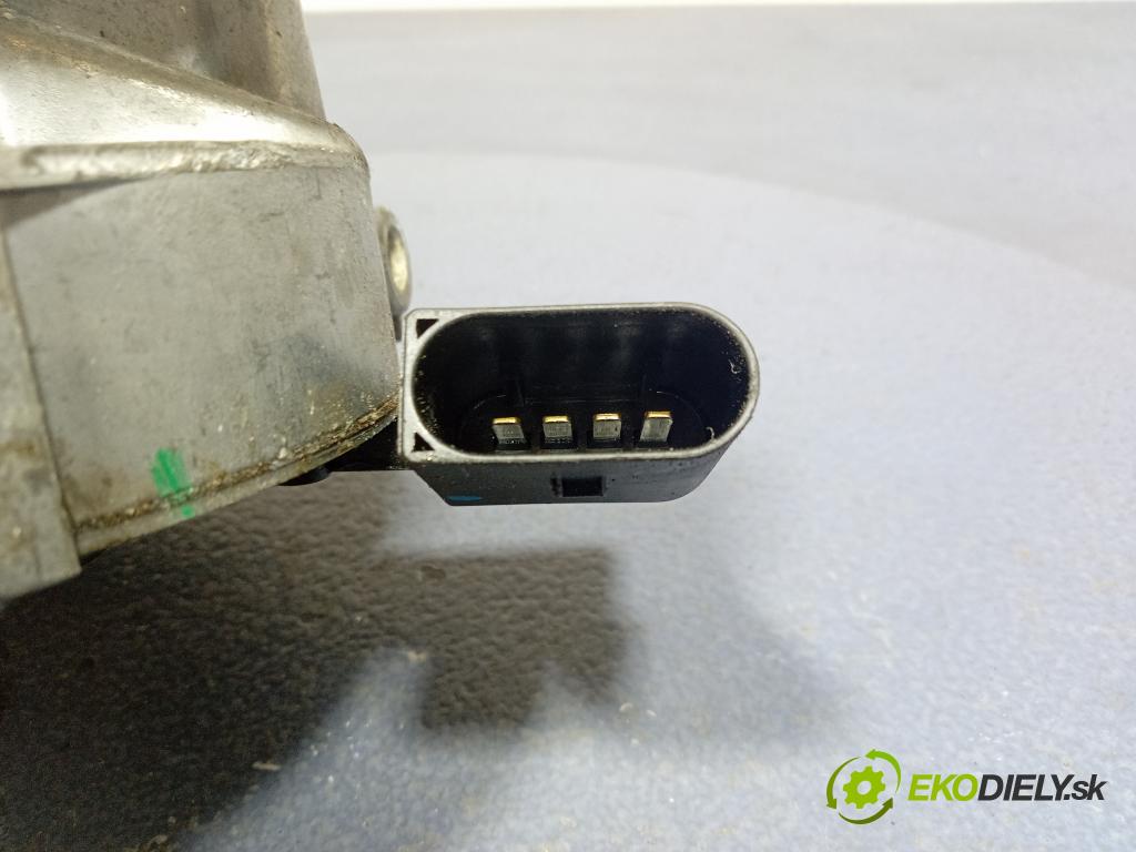 Mercedes Gle 2018 mechanizmus motor: Stierače: Predné A1648202442