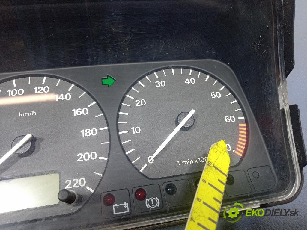 Vw Passat 1996 prístrojovka/ budíky 3A0919860H