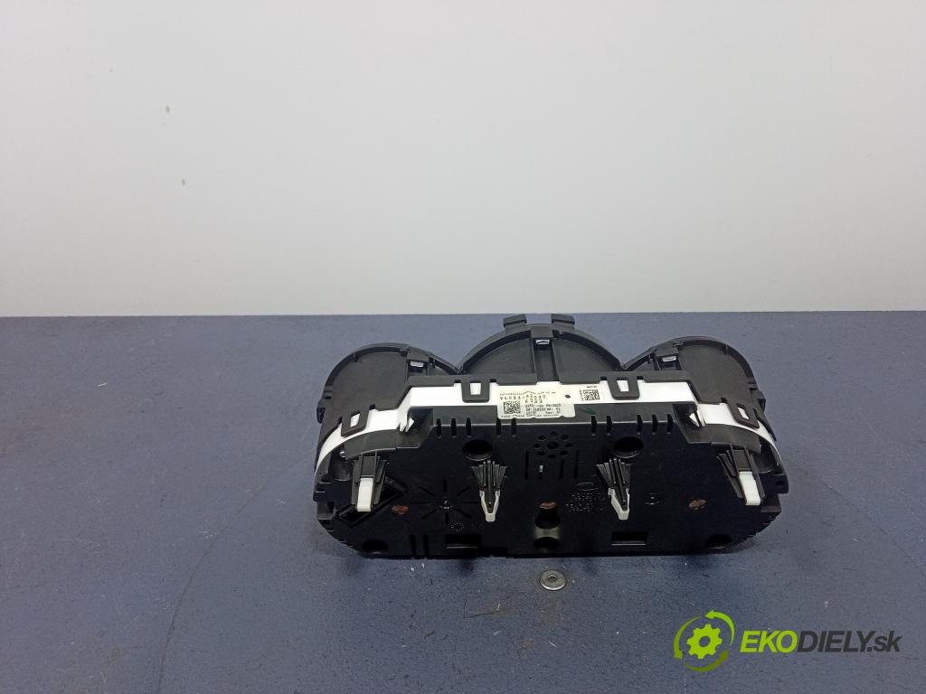 Kia Ceed 2016 prístrojovka/ budíky 94033-A2030