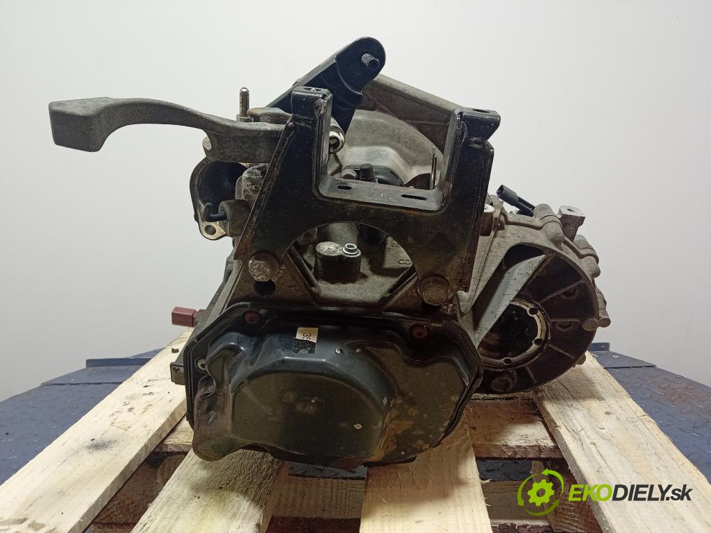 Skoda Roomster 2010 prevodovka Manualna LVD
