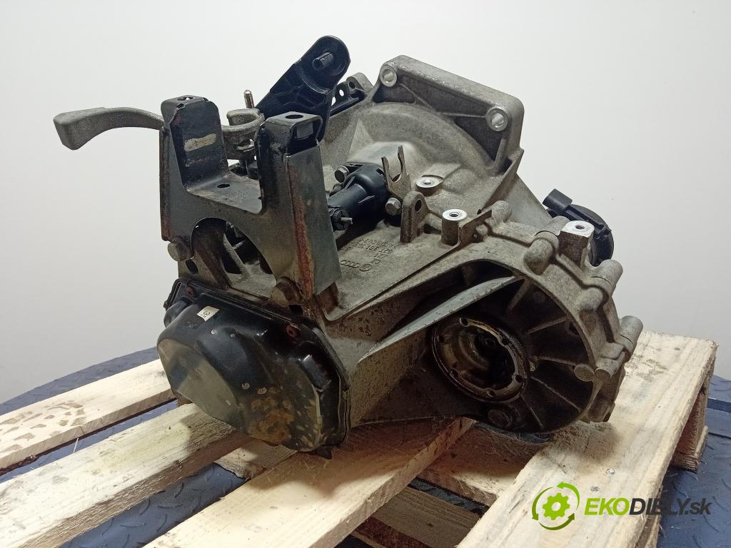 Skoda Roomster 2010 prevodovka Manualna LVD