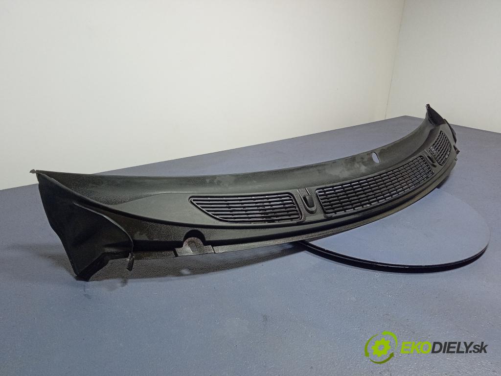 Skoda Roomster 2010 torpédo 5J1819415D