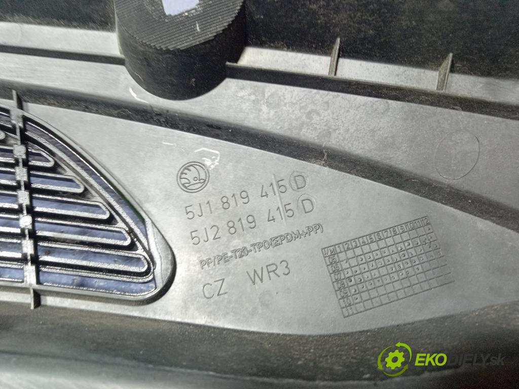 Skoda Roomster 2010 torpédo 5J1819415D