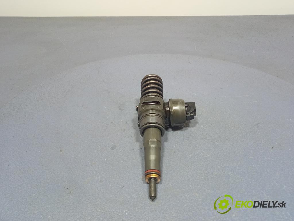 Skoda Roomster 2010 vstrek 038130073BP