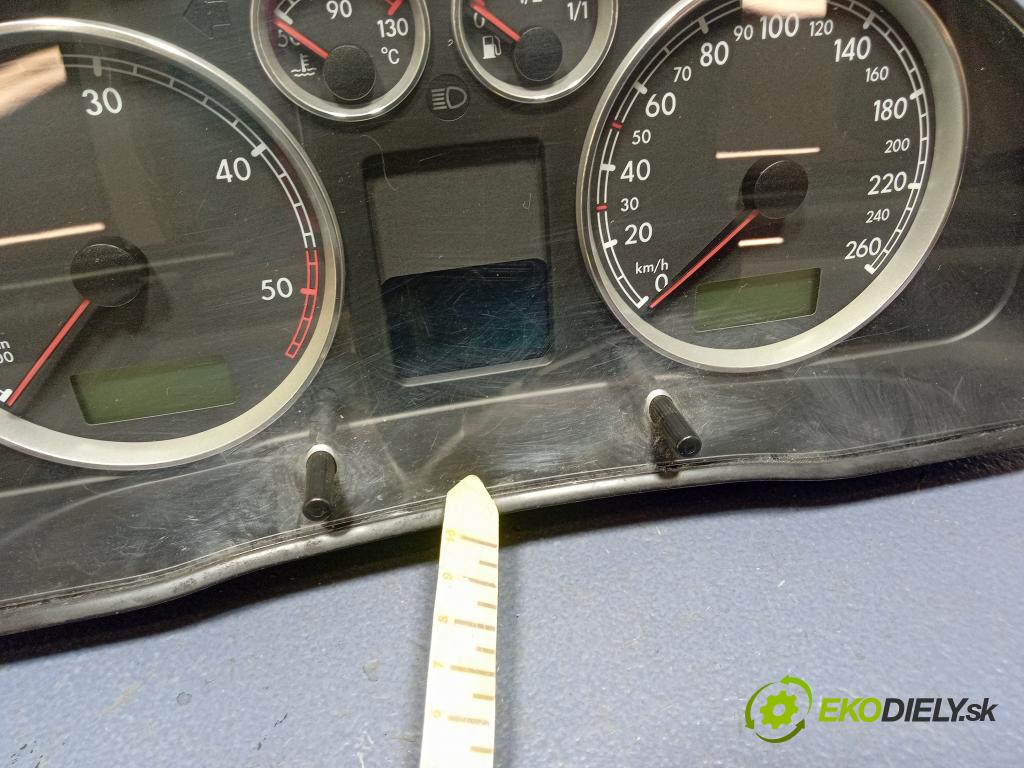 Vw Passat 2001 prístrojovka/ budíky 3B0920827A