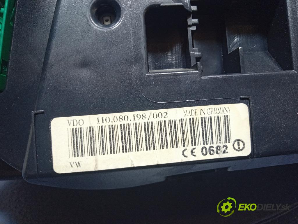 Vw Passat 2001 prístrojovka/ budíky 3B0920827A