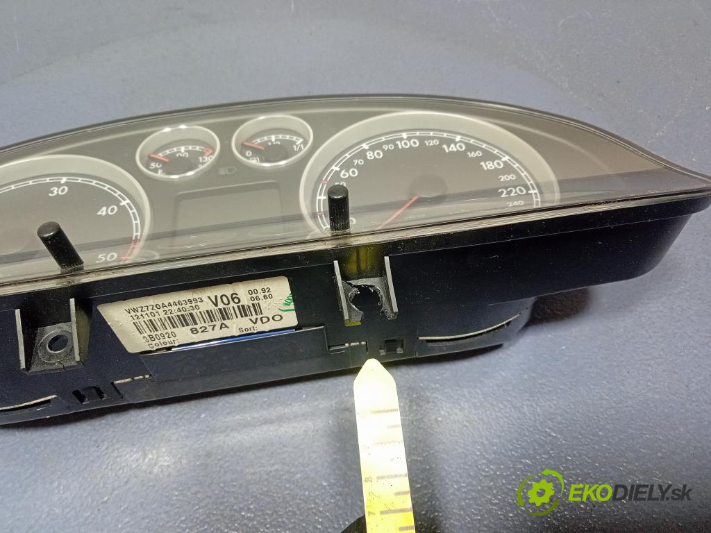 Vw Passat 2001 prístrojovka/ budíky 3B0920827A