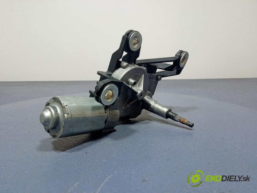 Vw Passat 2001 motorek Stěrače: Zad: 0390201592