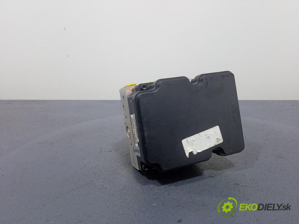 Kia Ceed 2016 čerpadlo ABS x 61589-45200