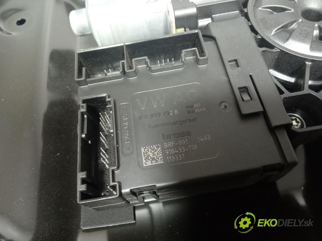 Vw Passat 2011 mechanismus stahování Sklenka: před v pravo: 3AA837756