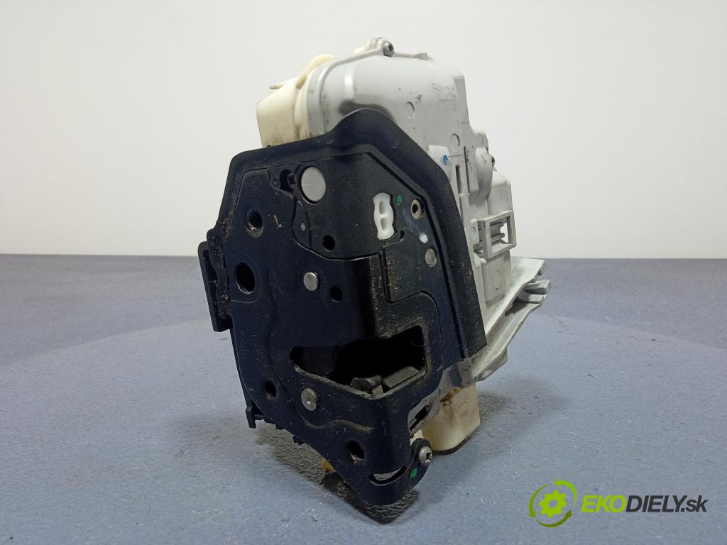 Vw Passat 2011 zámek dveře před Levý: 3C1837015A