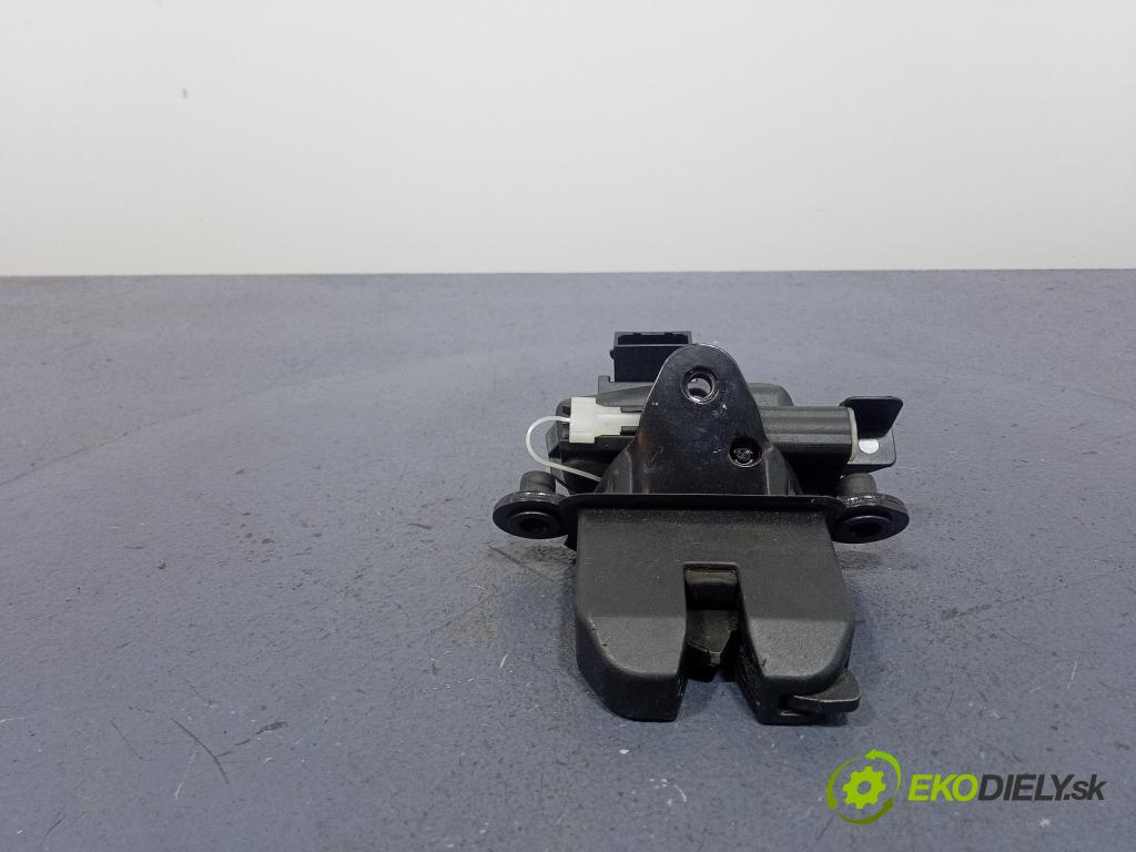 Skoda Fabia 2007 zámek Klapky: kufr 5J0827501B
