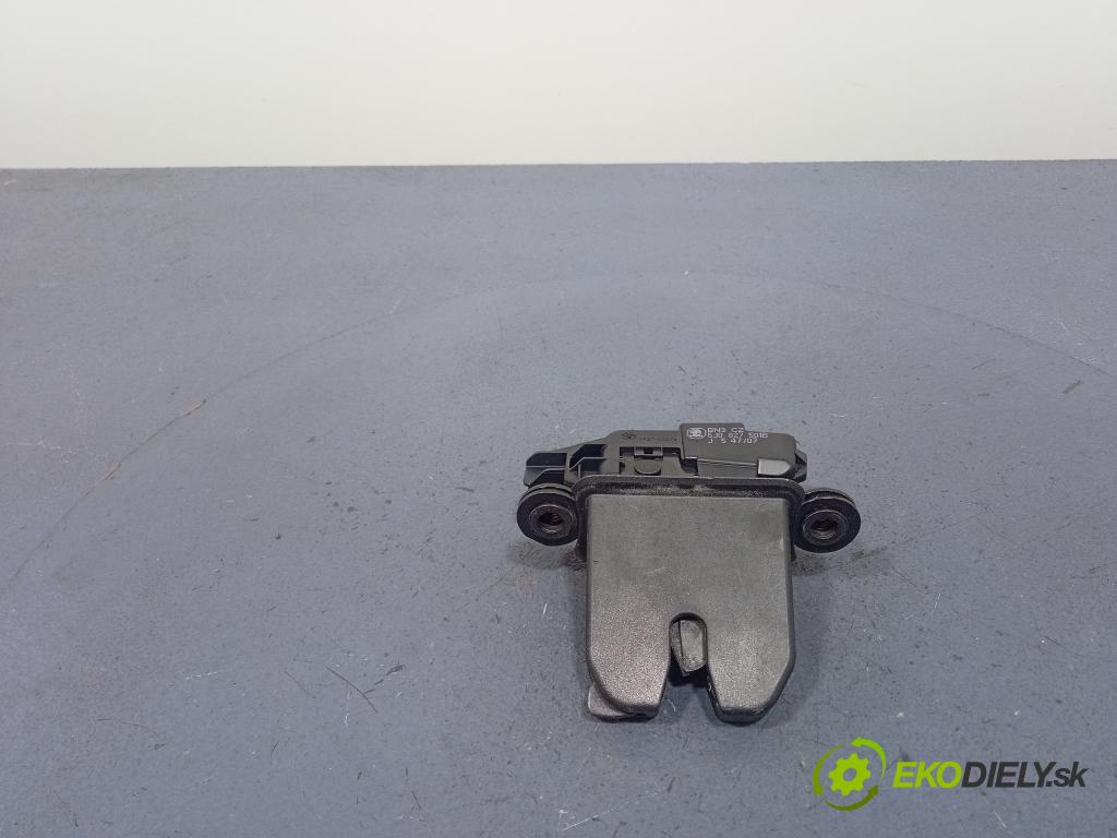 Skoda Fabia 2007 zámek Klapky: kufr 5J0827501B
