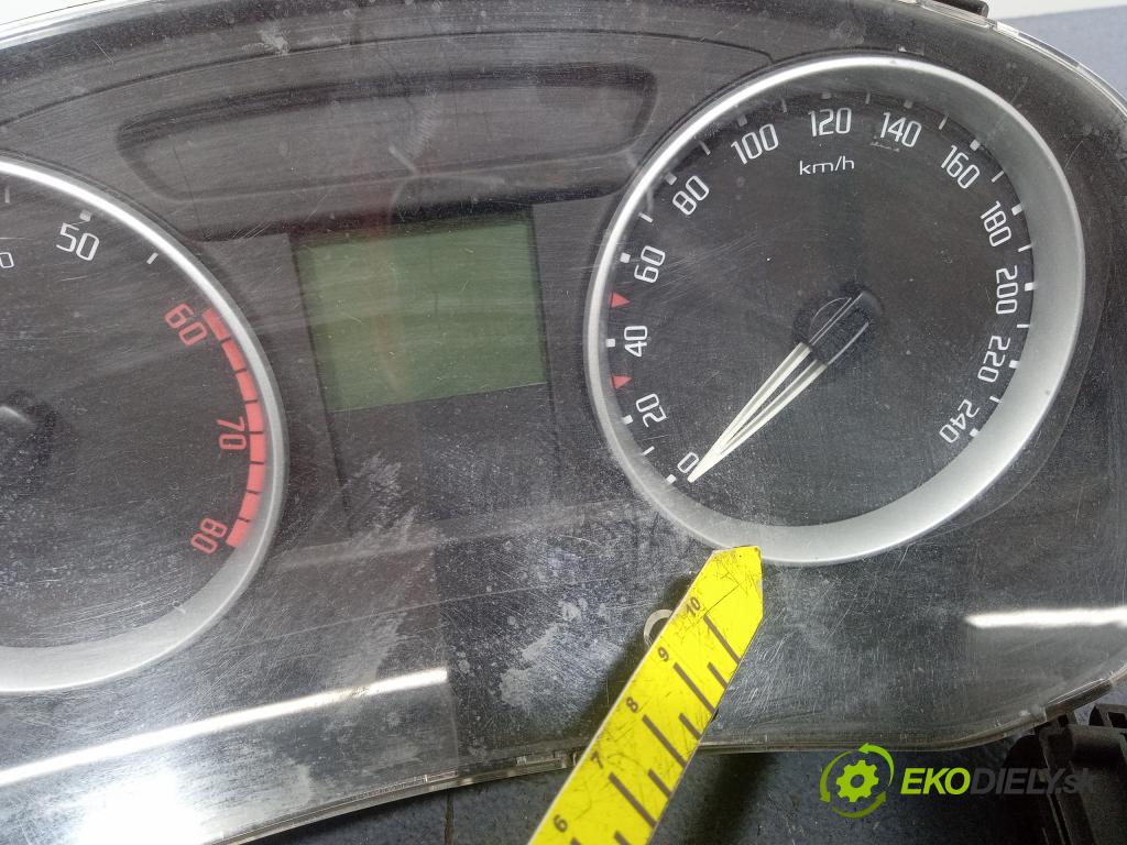 Skoda Fabia 2007 riadiaca jednotka Motor: 03E906023B