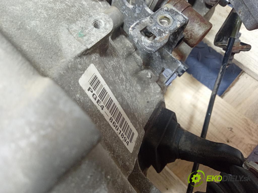 Honda Civic 2009 prevodovka Manualna PGE4