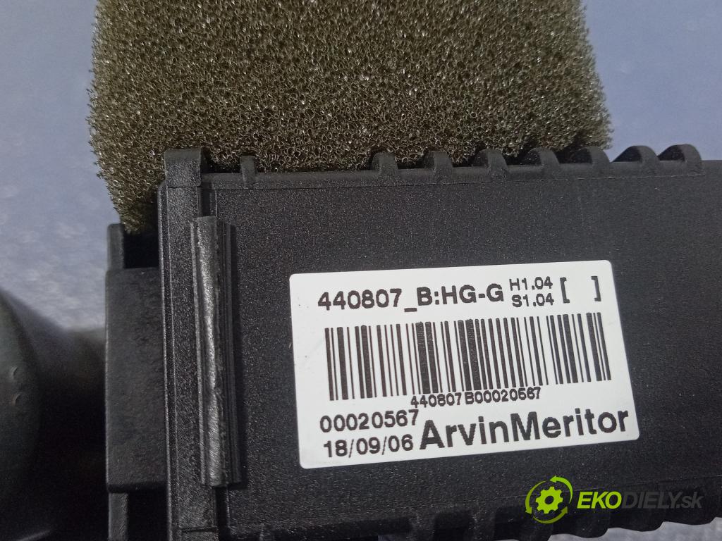 Citroen C4 grand picasso 2006 mechanismus stahování Sklenka: před Levý: 9654087880