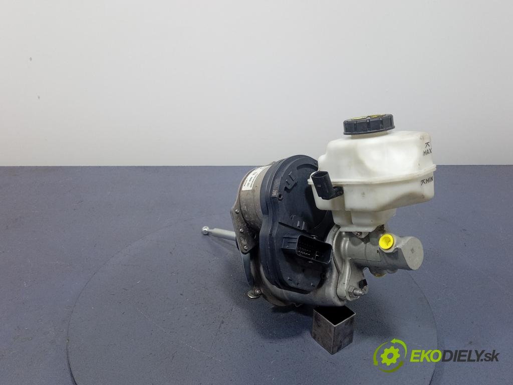 Skoda Octavia 2021 servo Brzdní: 5WB614105AB