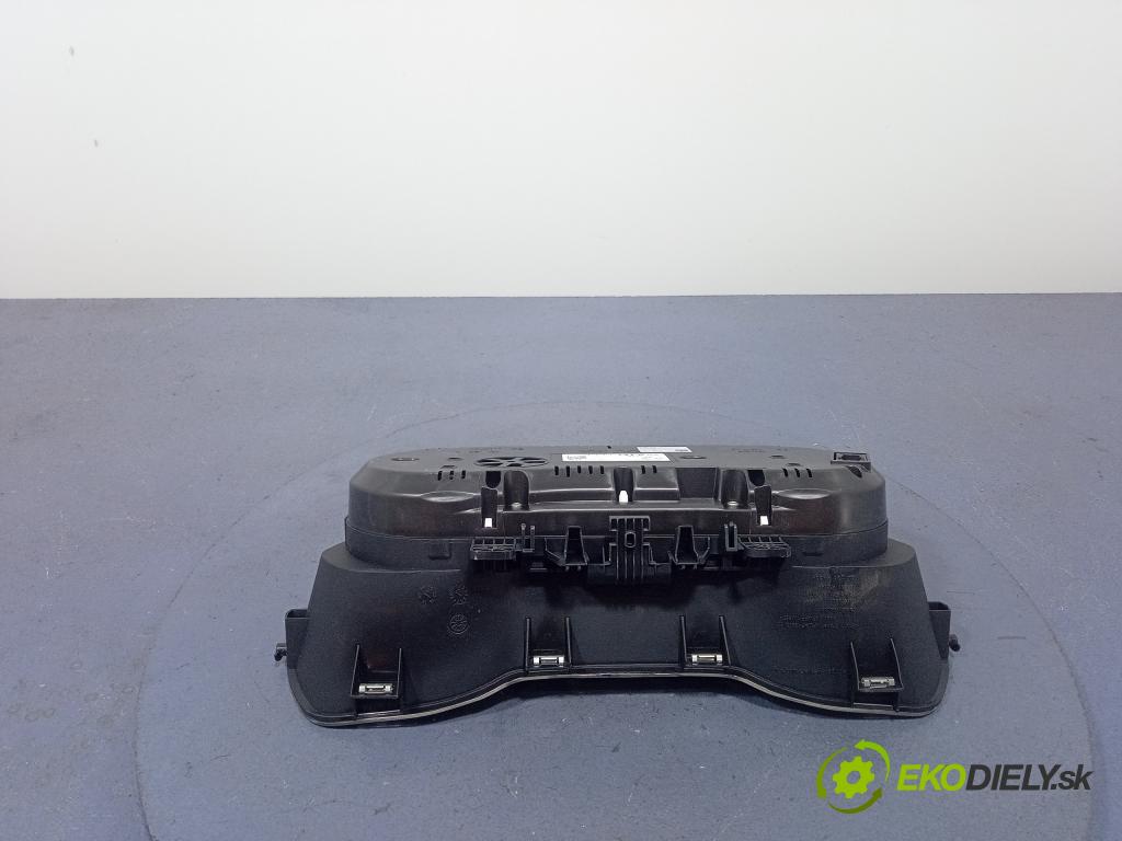 Skoda Octavia 2021 prístrojovka/ budíky 5E3920741A