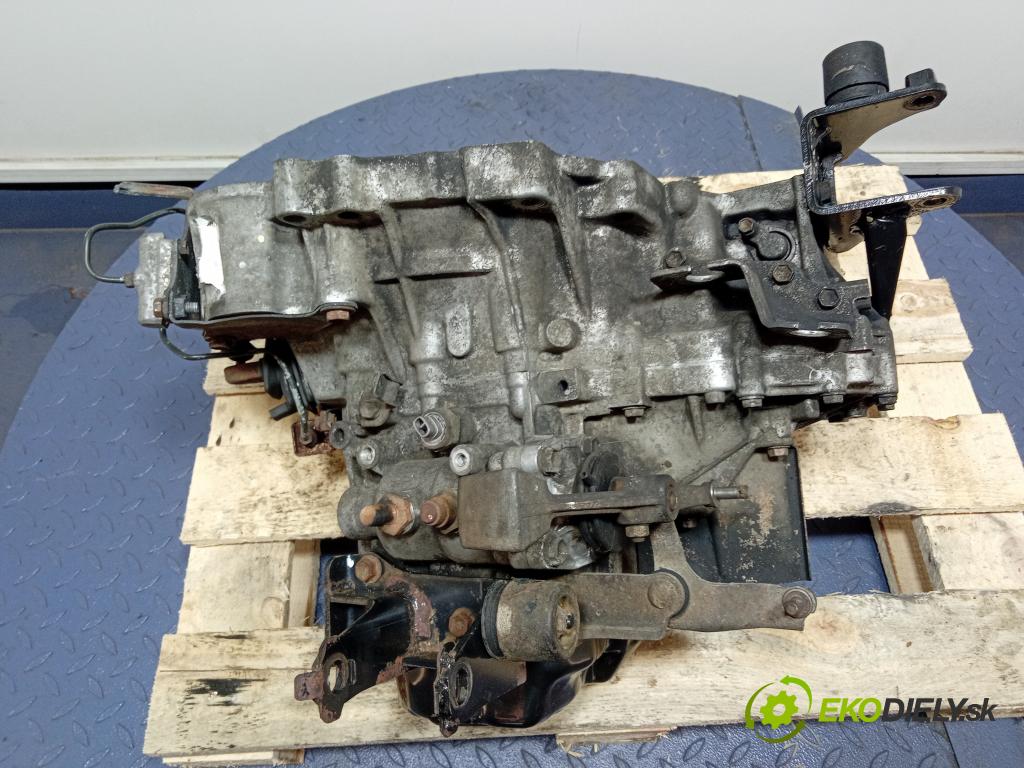 Toyota Avensis 2.0 2003 prevodovka Manualna 01