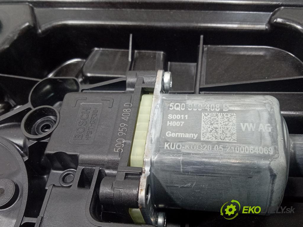 Skoda Octavia 2021 mechanismus stahování Sklenka: Zad: v pravo: 5E3839656A