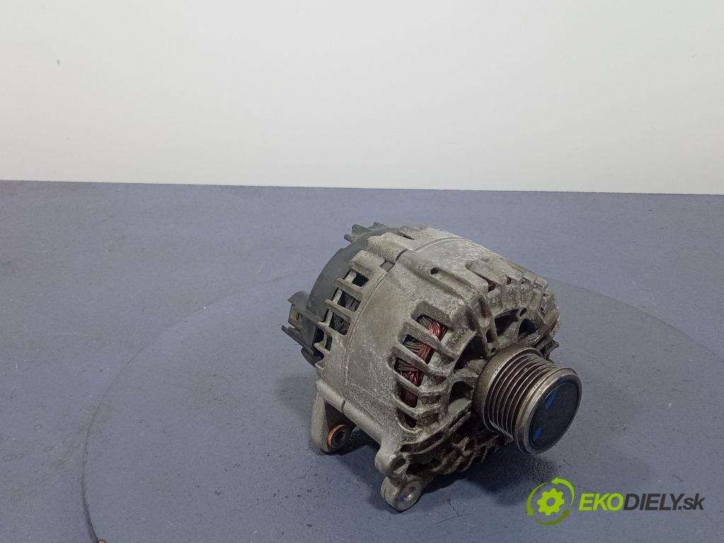 Skoda Octavia 2021 Alternator 05L903026C