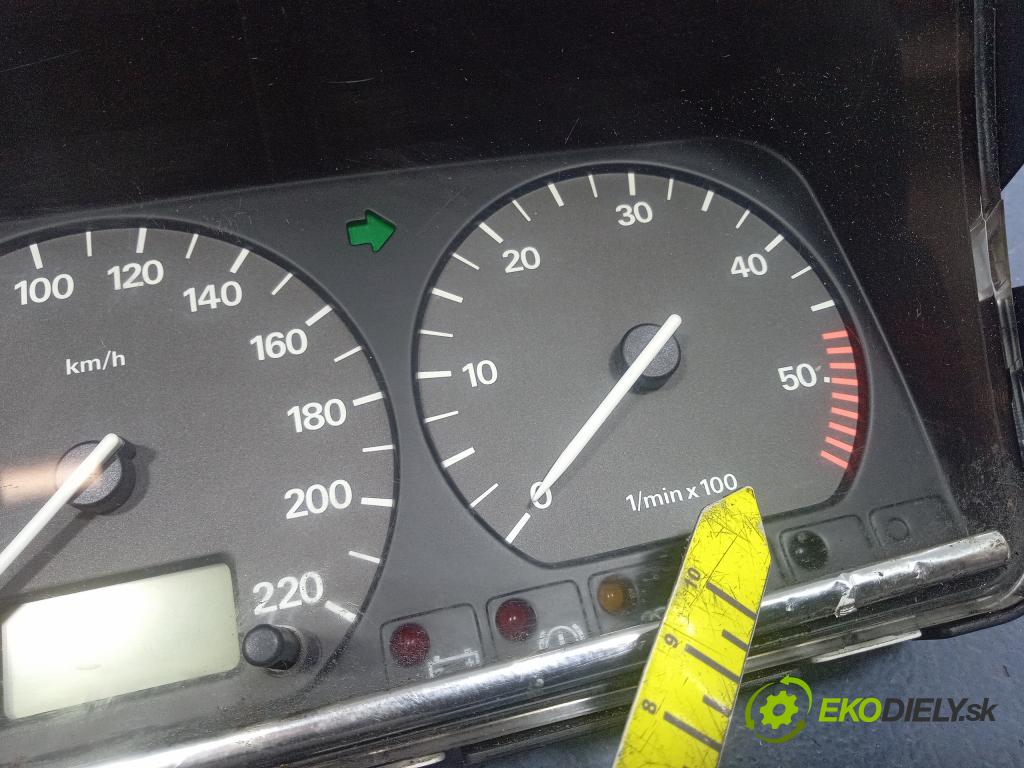 Vw Passat 1995 prístrojovka/ budíky 3A0919861A