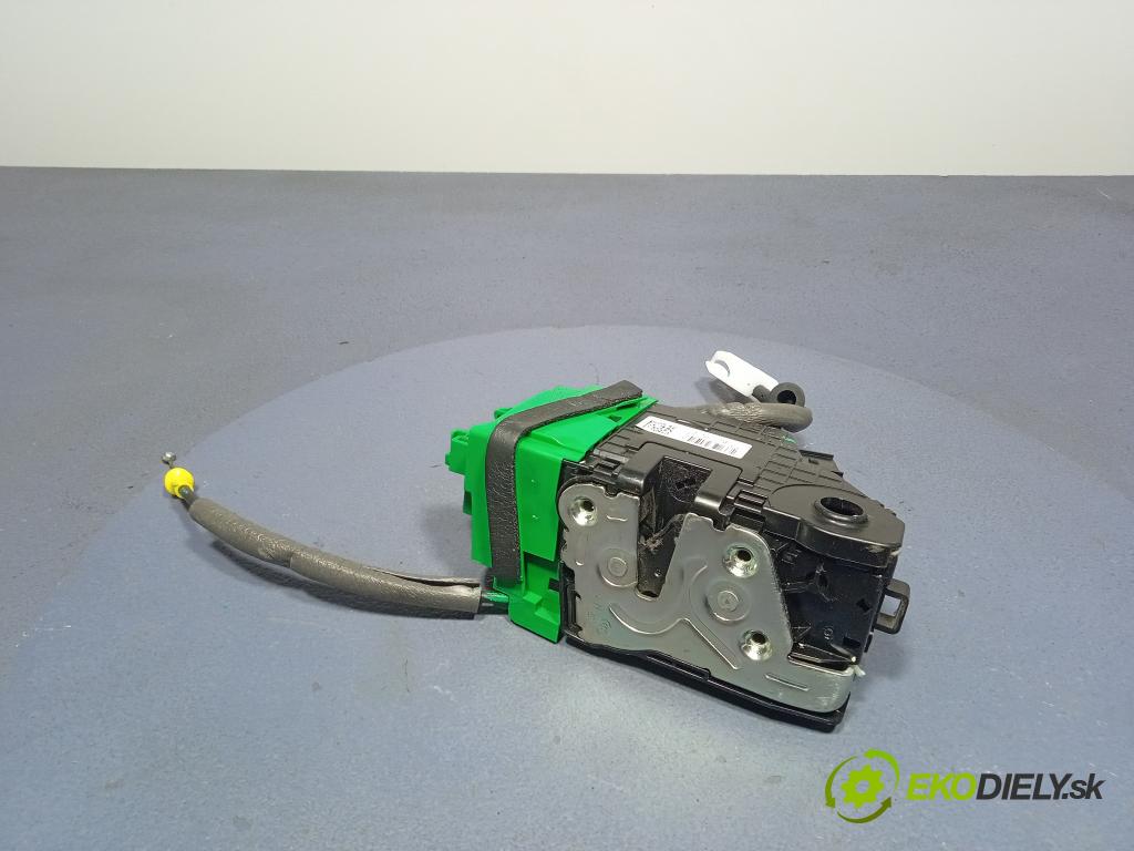 Hyundai I30 2021 zámek dveře před Levý: 81310-G3040