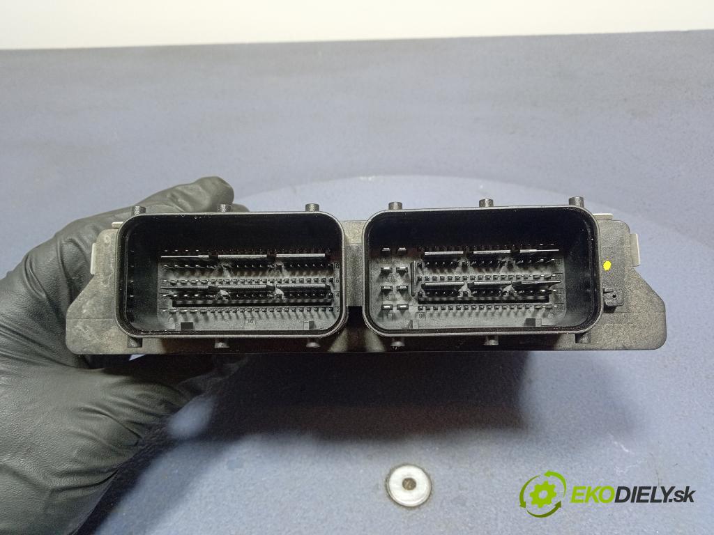 Hyundai I30 2021 riadiaca jednotka Motor: 39199-08040
