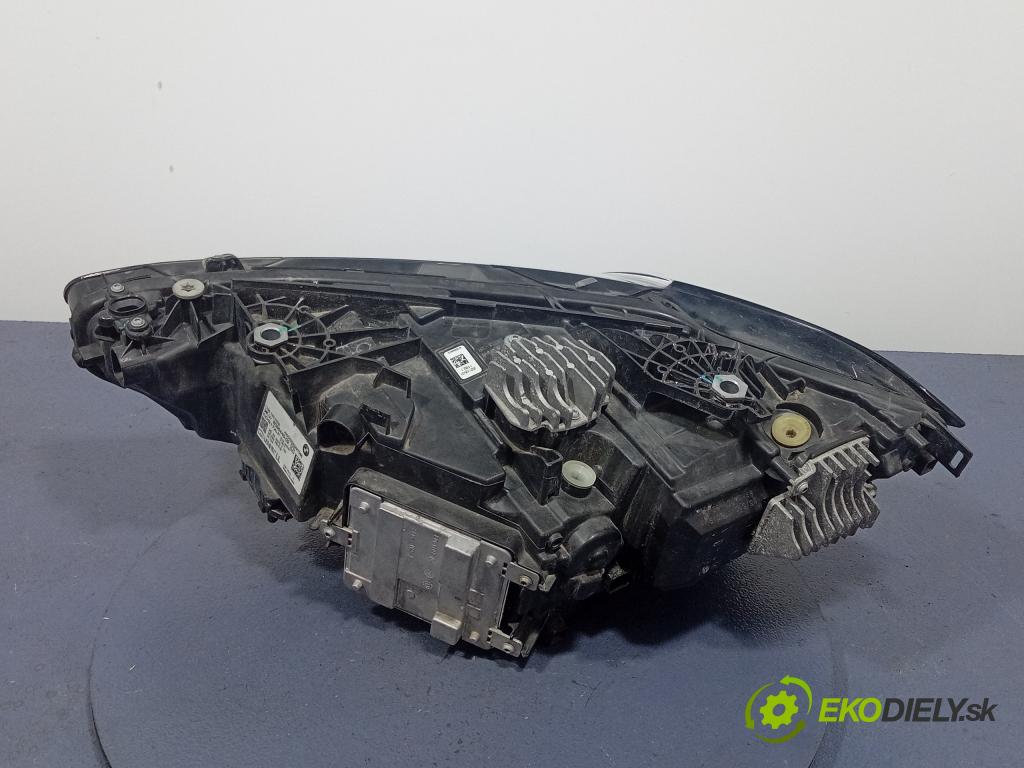 Bmw M4 2021 Reflektor: v pravo: 8086446