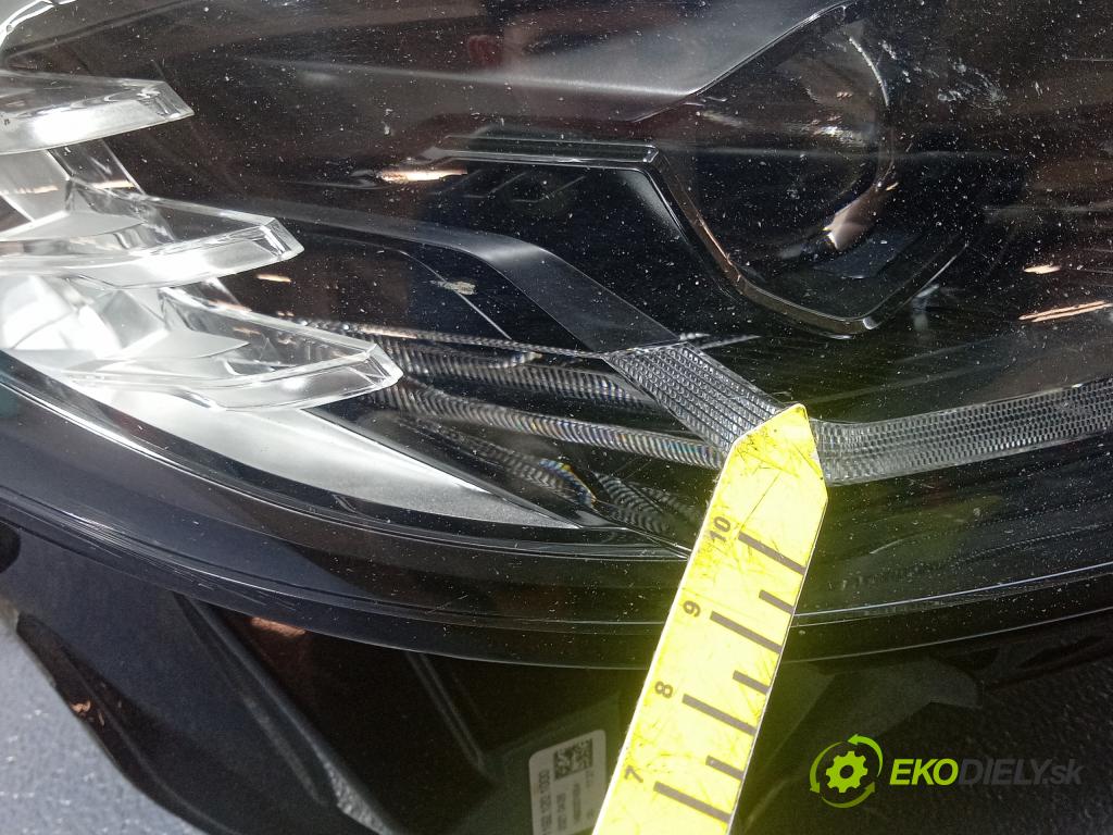 Bmw M4 2021 Reflektor: v pravo: 8086446